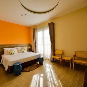 Aurora Phu Quoc Hotel & Cafe
